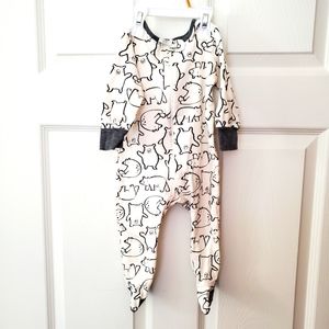 Mix n match 2/$8 Gerber footed long-sleeved onesie